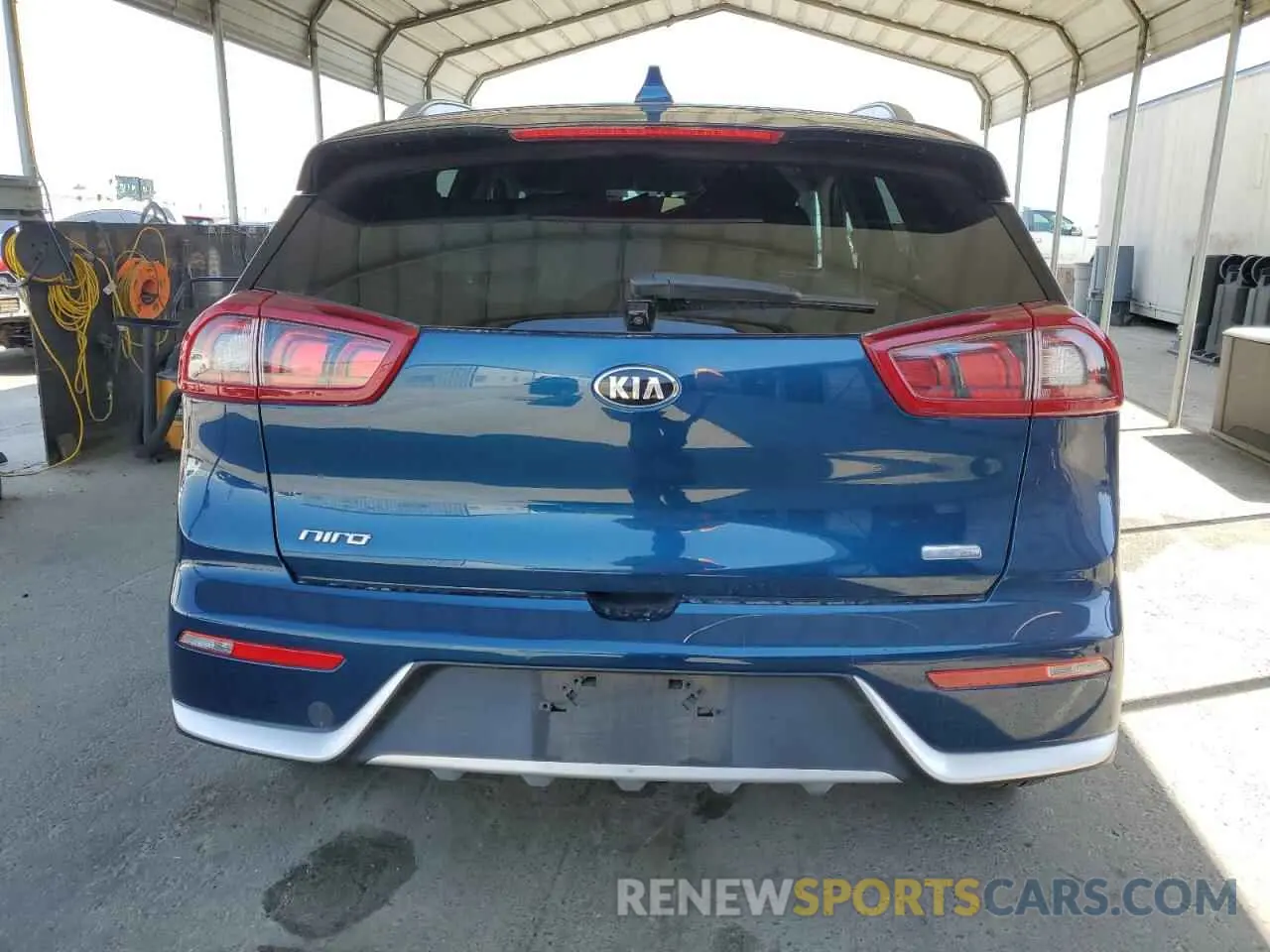 6 Photograph of a damaged car KNDCB3LCXK5346092 KIA NIRO 2019