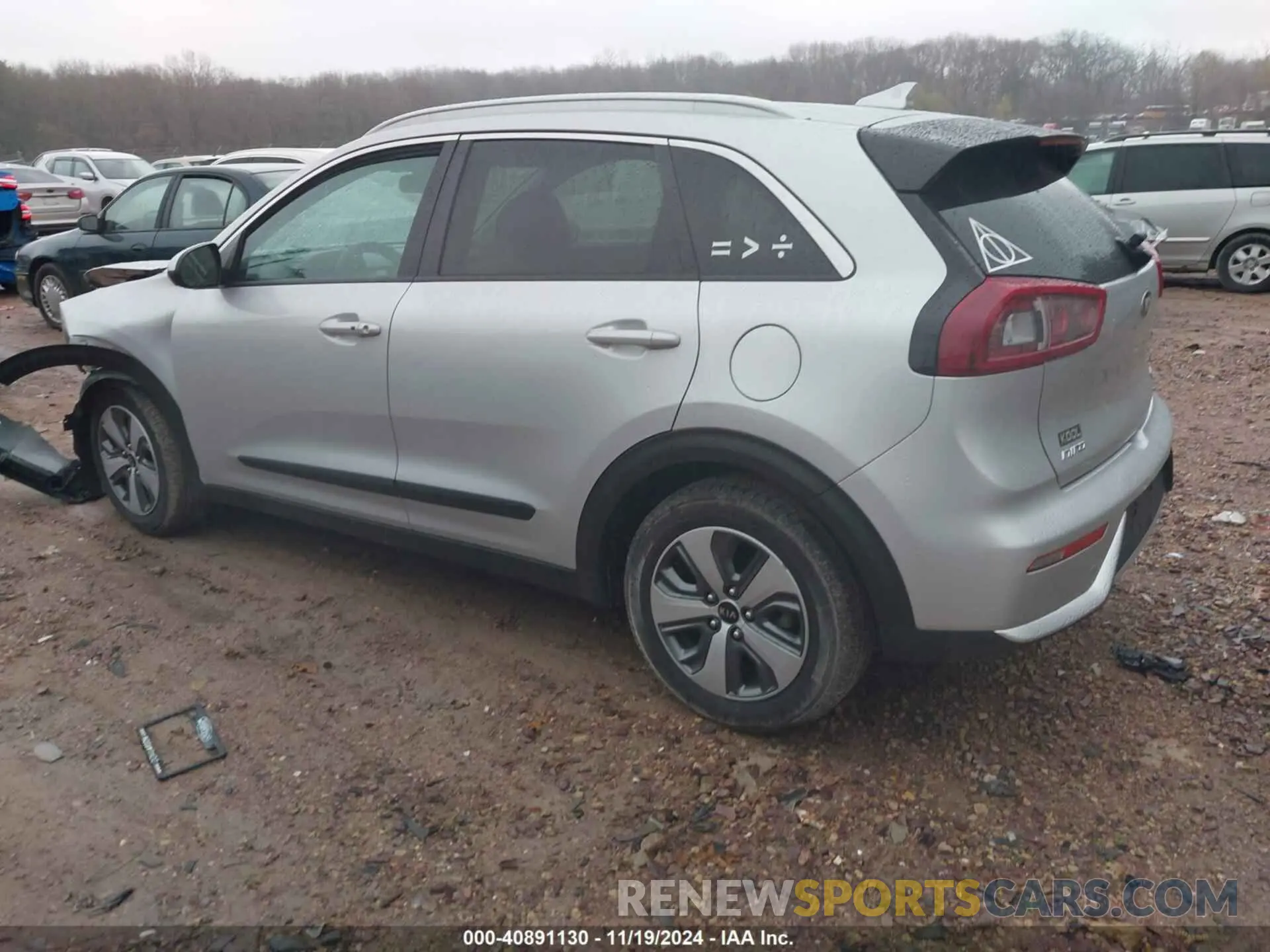 3 Photograph of a damaged car KNDCB3LCXK5349252 KIA NIRO 2019