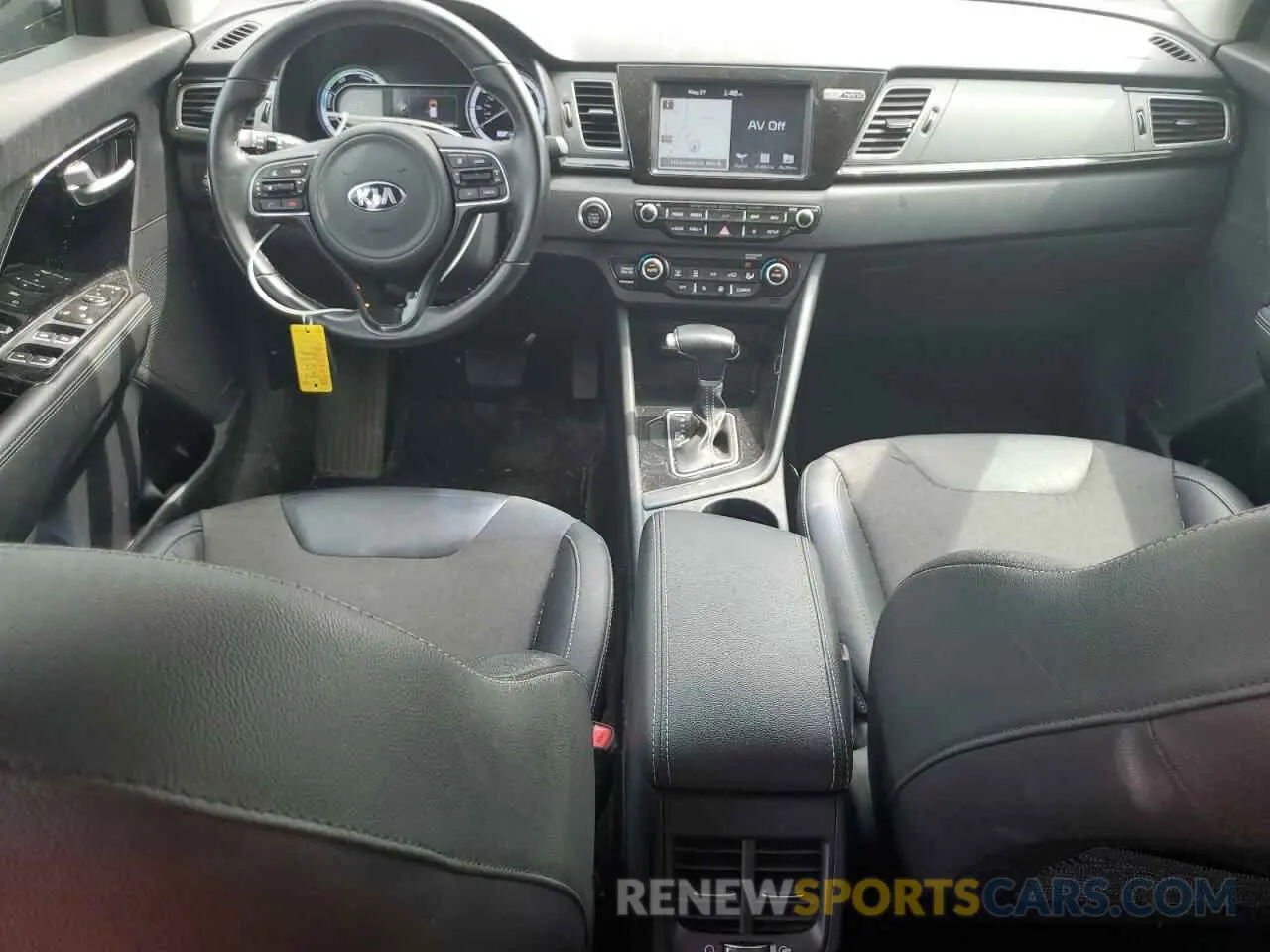 8 Photograph of a damaged car KNDCC3LC0K5223334 KIA NIRO 2019