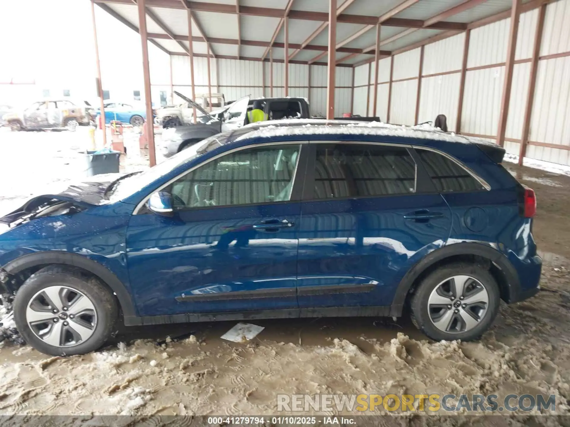13 Photograph of a damaged car KNDCC3LC3K5275931 KIA NIRO 2019