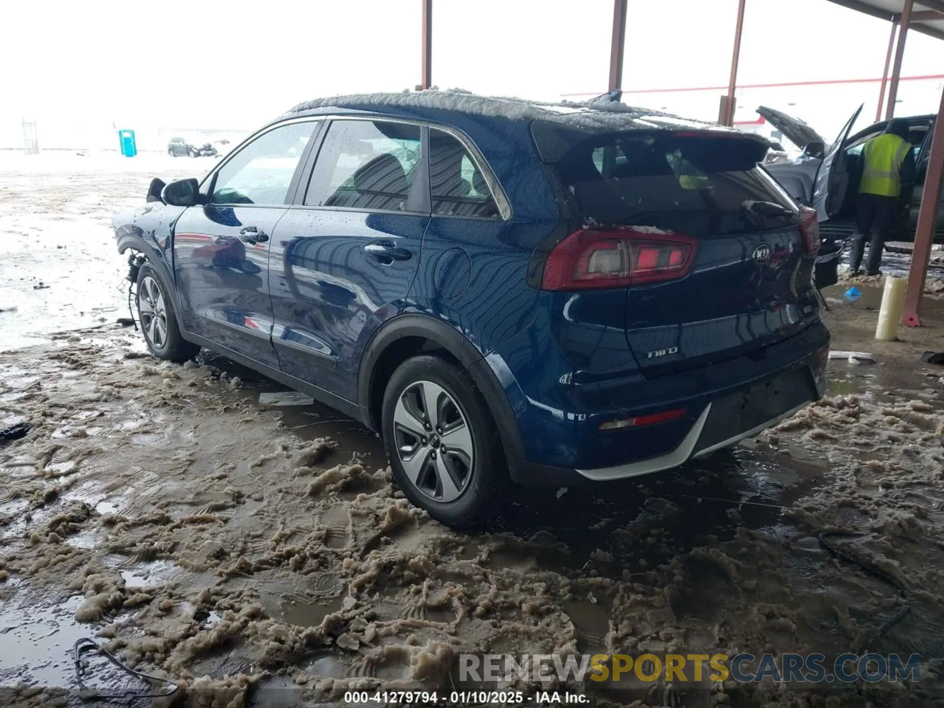 3 Photograph of a damaged car KNDCC3LC3K5275931 KIA NIRO 2019