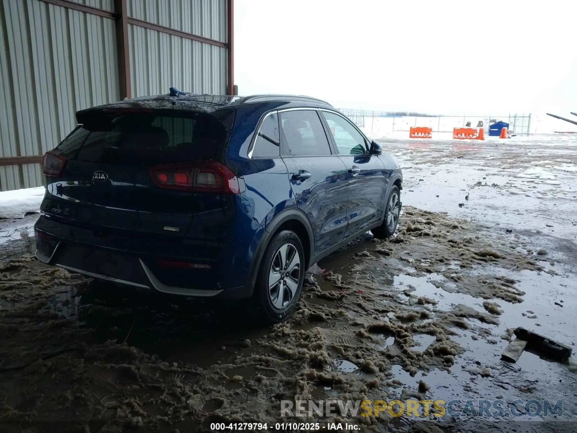 4 Photograph of a damaged car KNDCC3LC3K5275931 KIA NIRO 2019