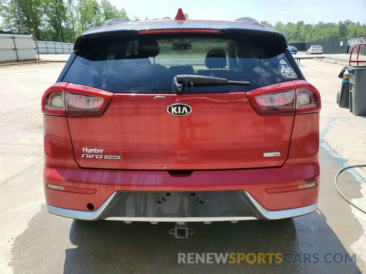6 Photograph of a damaged car KNDCC3LC7K5231236 KIA NIRO 2019