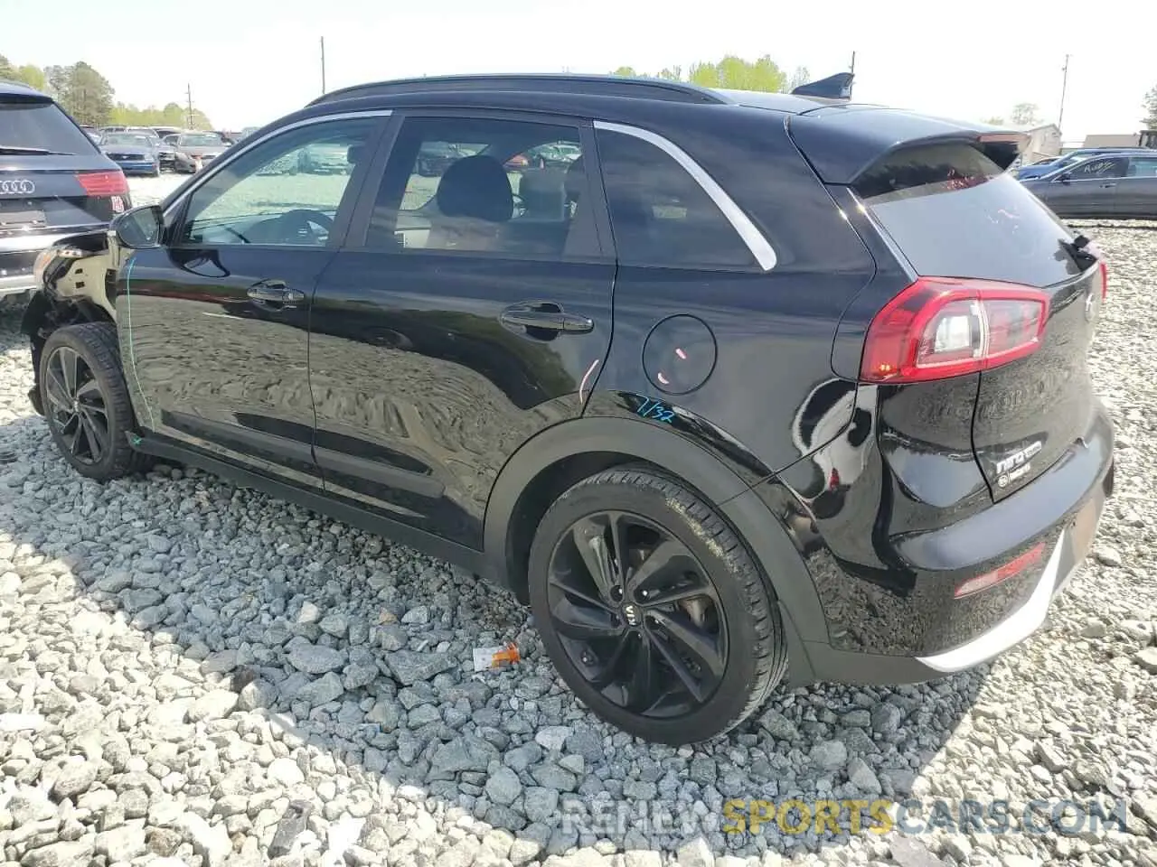 2 Photograph of a damaged car KNDCC3LC7K5251812 KIA NIRO 2019