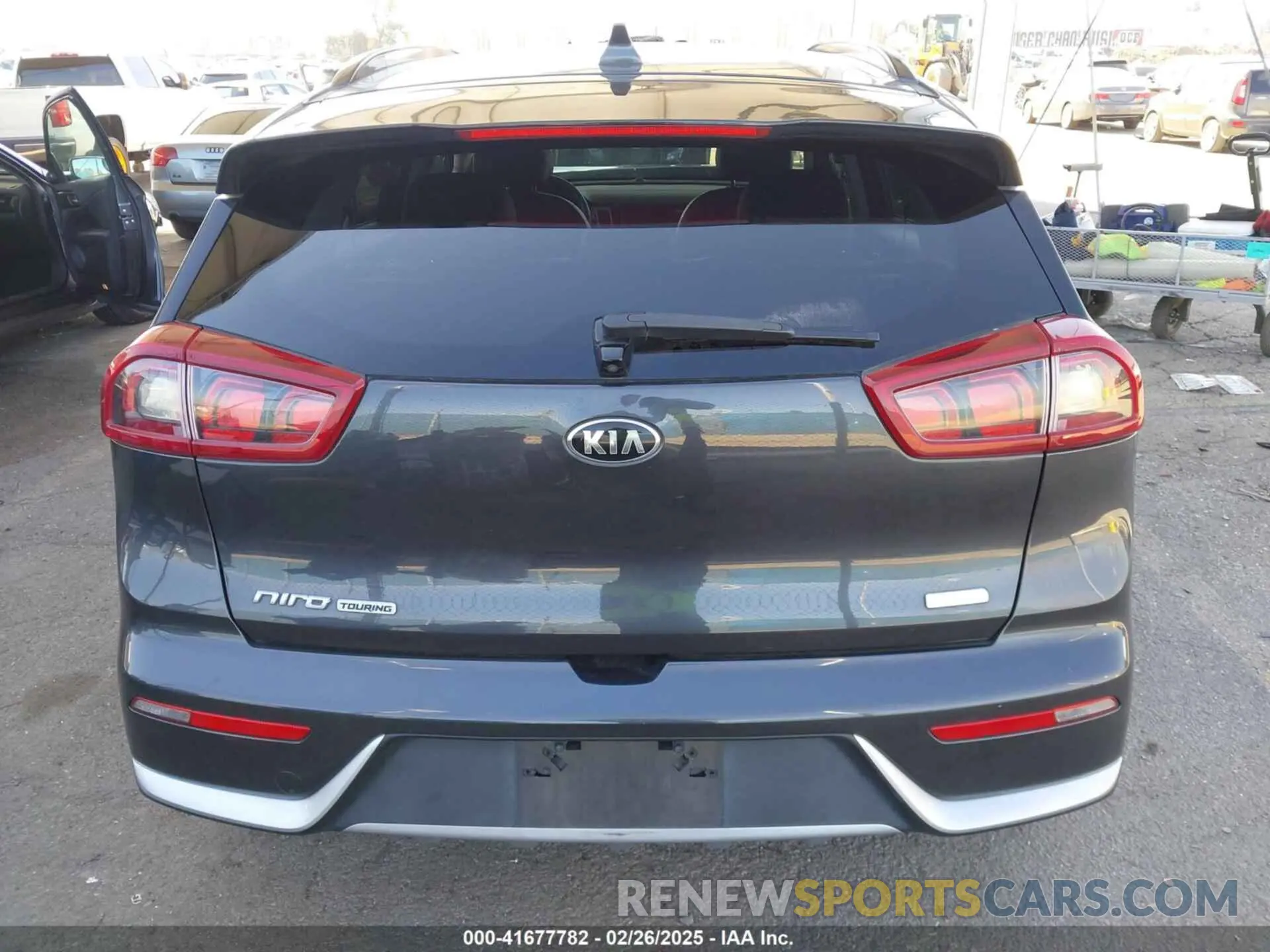 16 Photograph of a damaged car KNDCC3LC8K5264830 KIA NIRO 2019