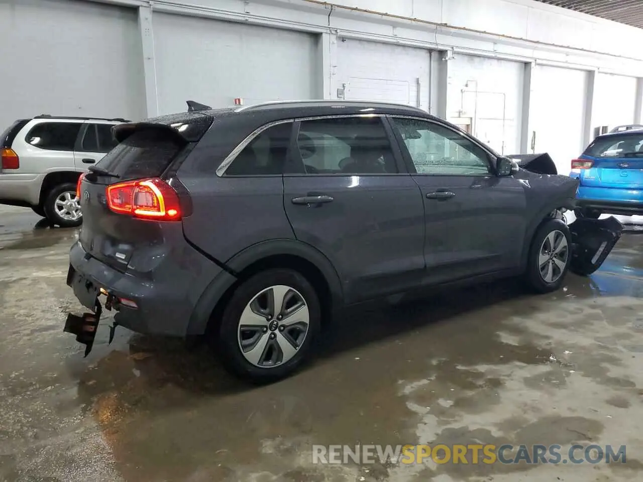 3 Photograph of a damaged car KNDCC3LD1K5325511 KIA NIRO 2019