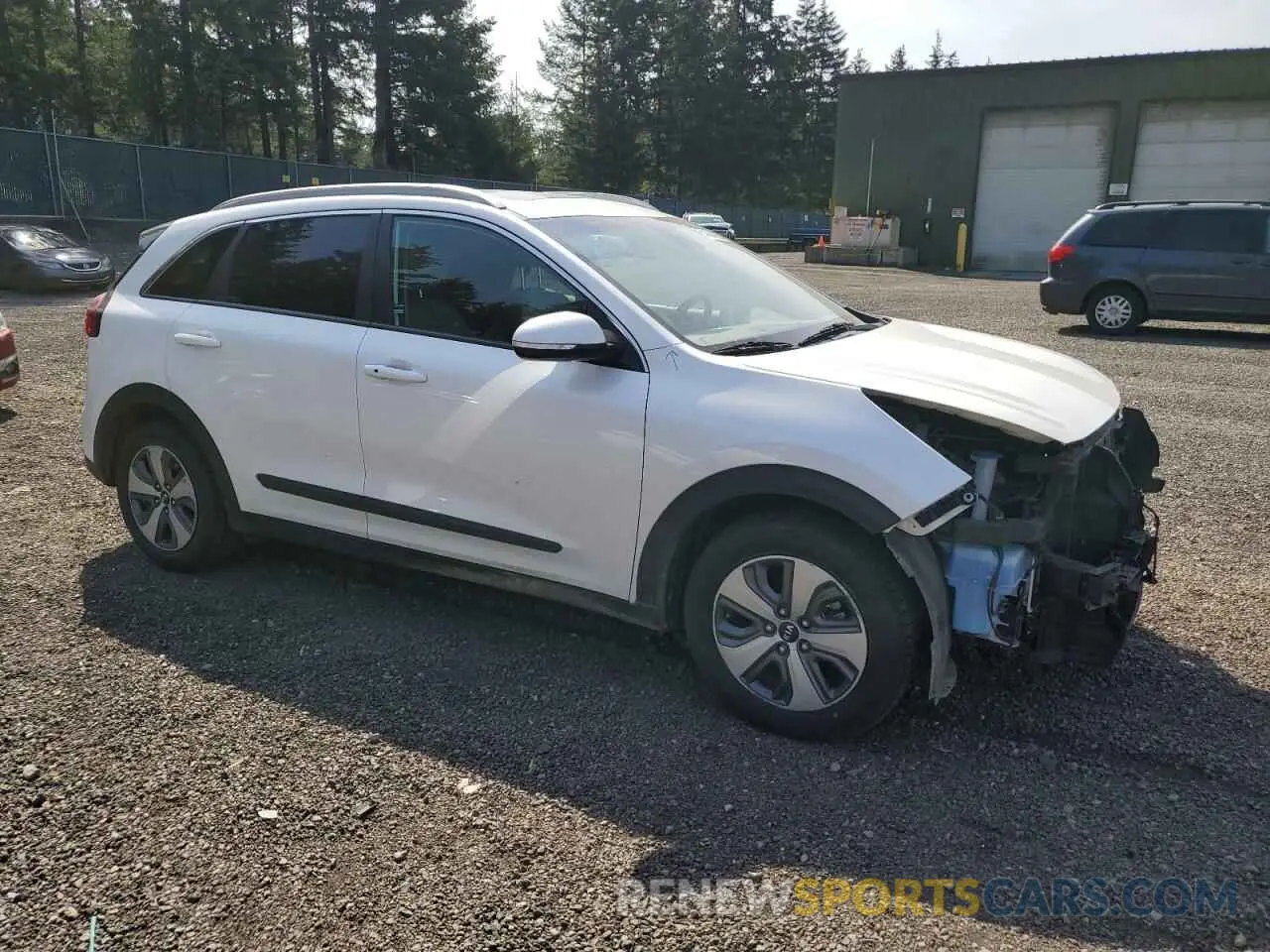 4 Photograph of a damaged car KNDCC3LD2K5273936 KIA NIRO 2019