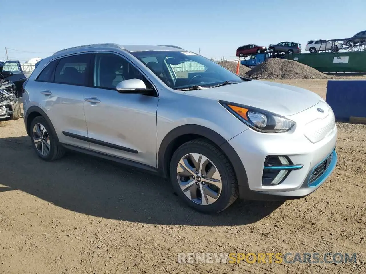 4 Photograph of a damaged car KNDCC3LG0K5024139 KIA NIRO 2019