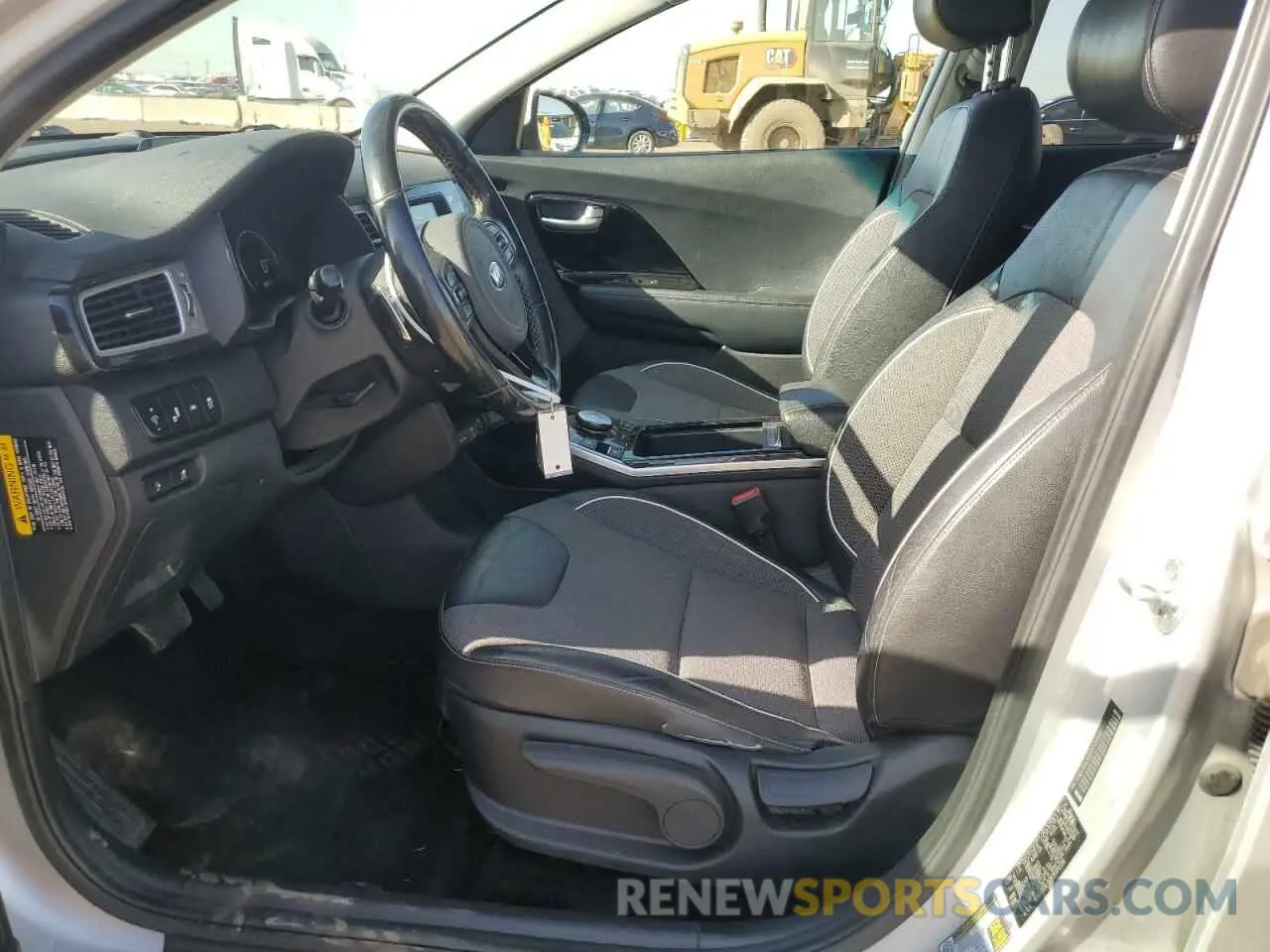 7 Photograph of a damaged car KNDCC3LG0K5024139 KIA NIRO 2019