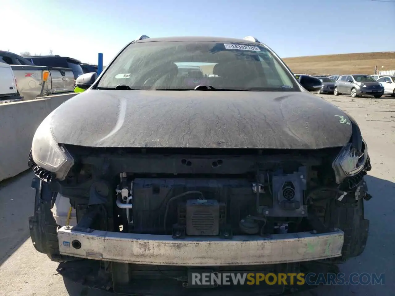 5 Photograph of a damaged car KNDCC3LG1K5024375 KIA NIRO 2019