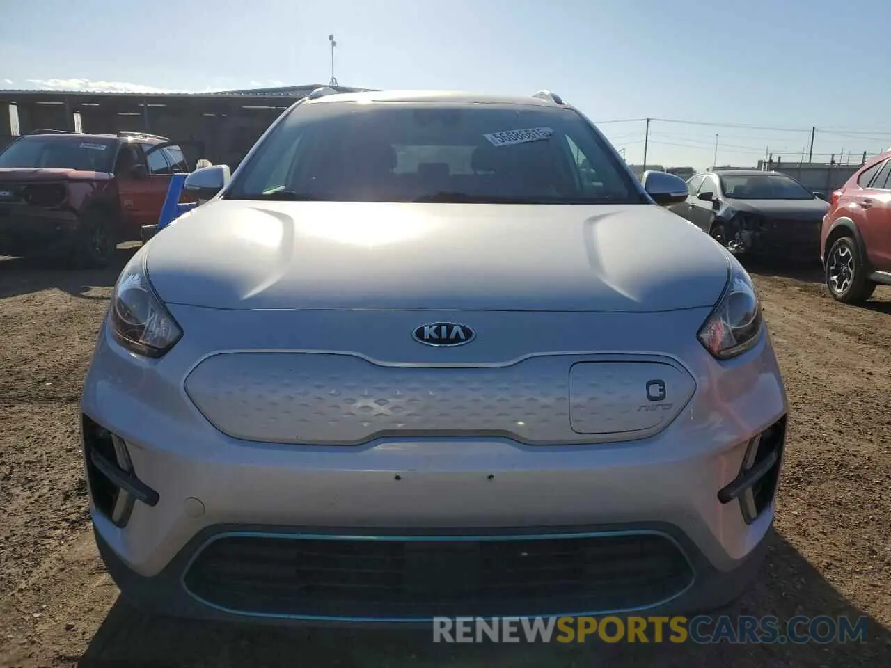 5 Photograph of a damaged car KNDCC3LG3K5024135 KIA NIRO 2019