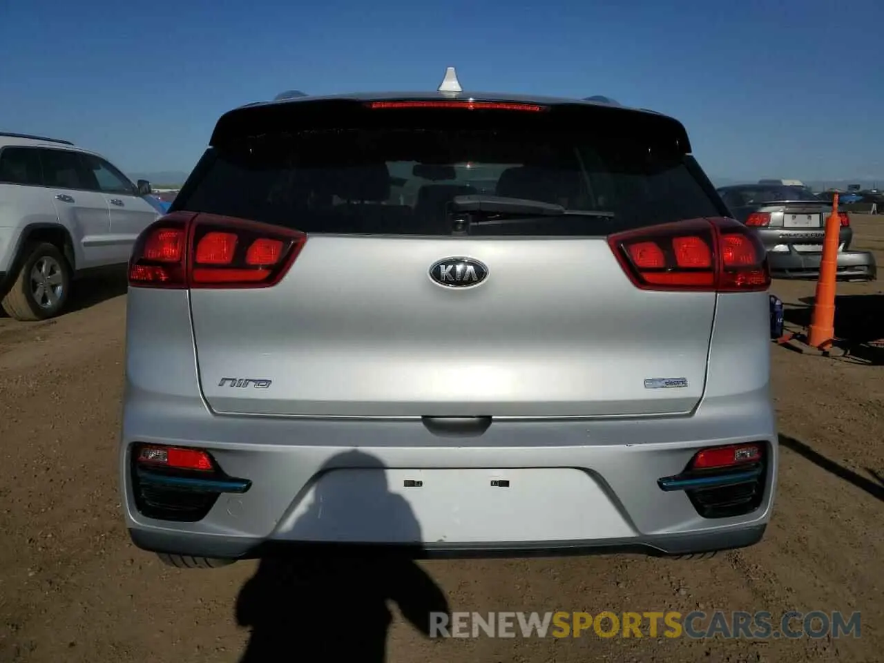 6 Photograph of a damaged car KNDCC3LG3K5024135 KIA NIRO 2019
