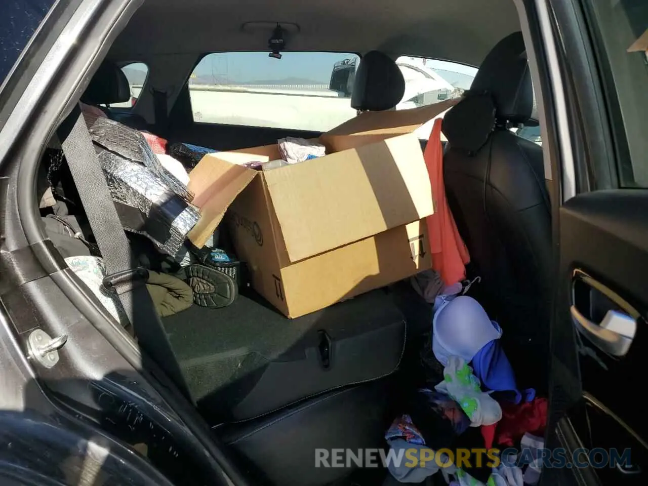 11 Photograph of a damaged car KNDCC3LG3K5024460 KIA NIRO 2019