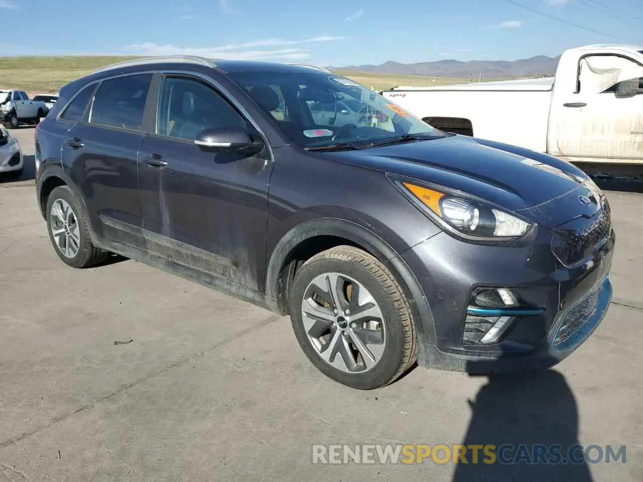 4 Photograph of a damaged car KNDCC3LG3K5024460 KIA NIRO 2019