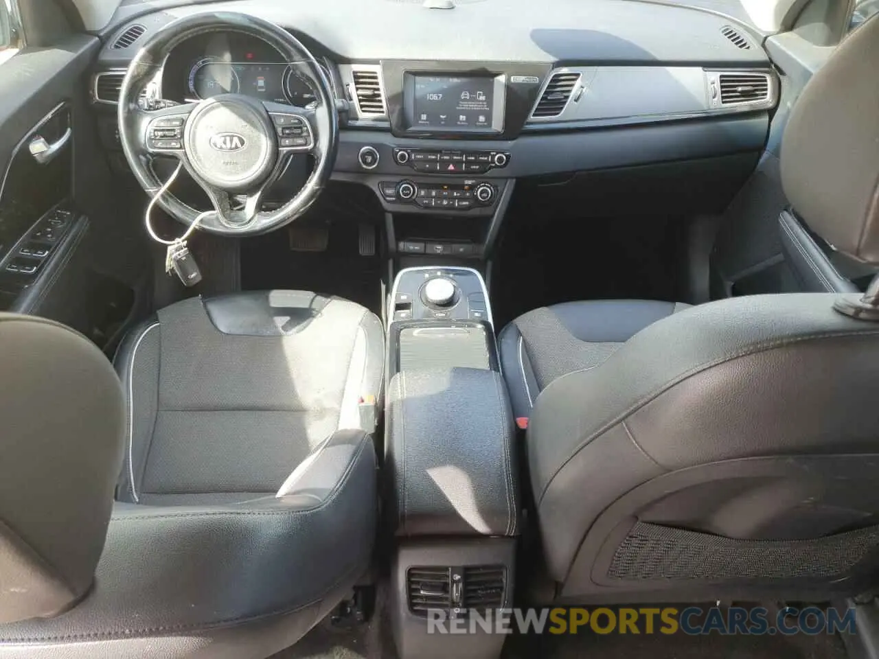 8 Photograph of a damaged car KNDCC3LG5K5024234 KIA NIRO 2019