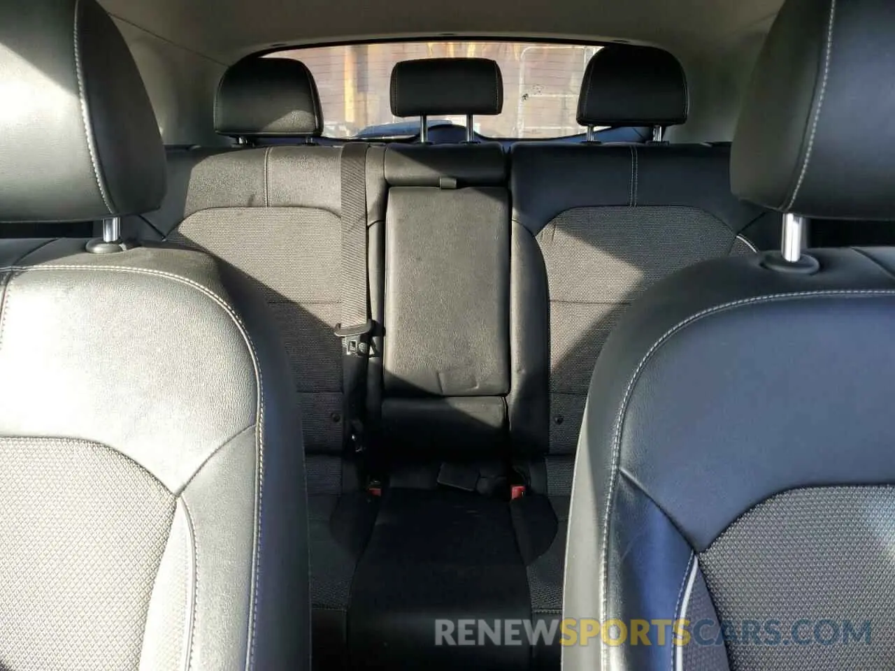 10 Photograph of a damaged car KNDCC3LG6K5009922 KIA NIRO 2019