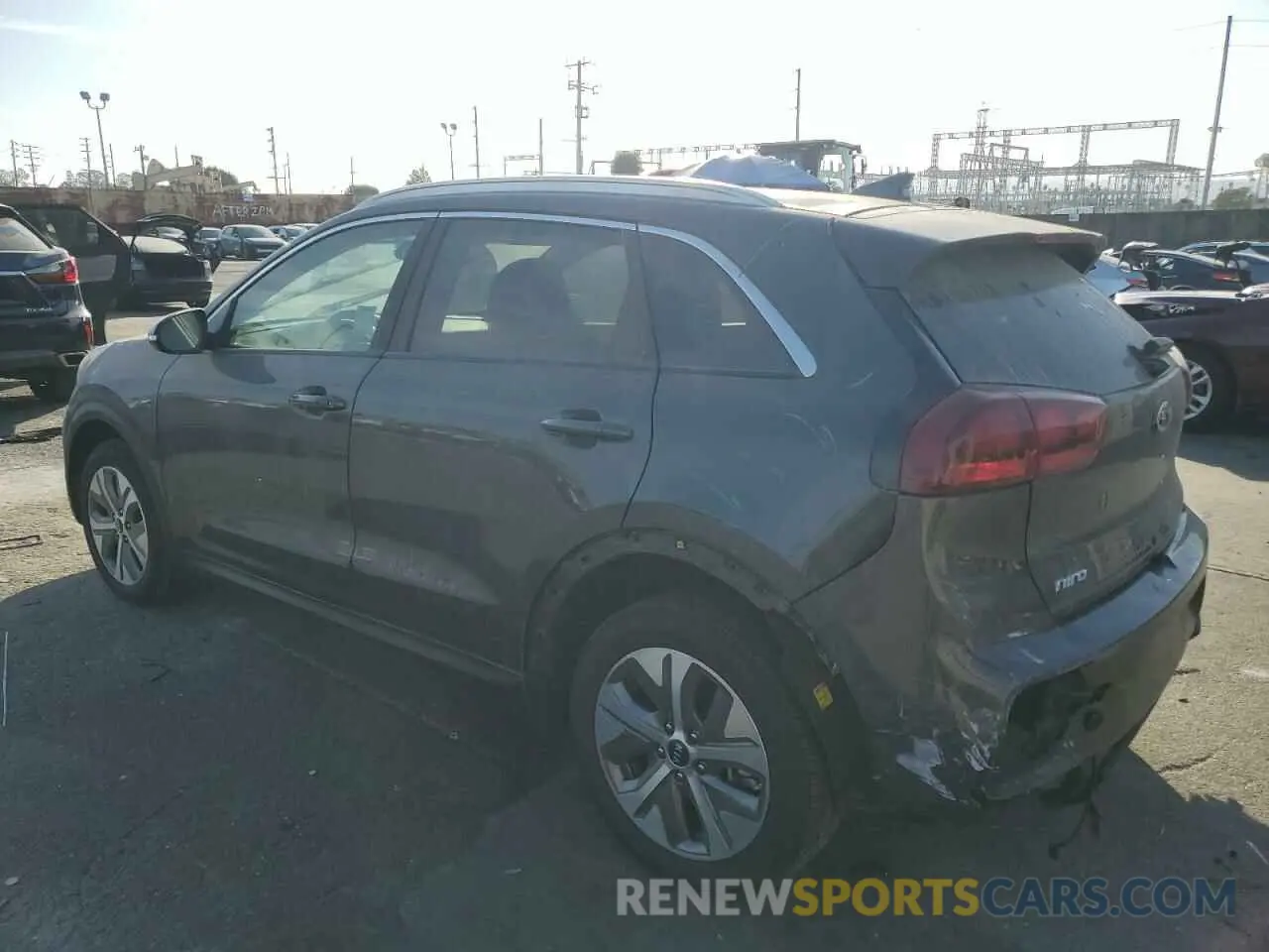 2 Photograph of a damaged car KNDCC3LG6K5009922 KIA NIRO 2019