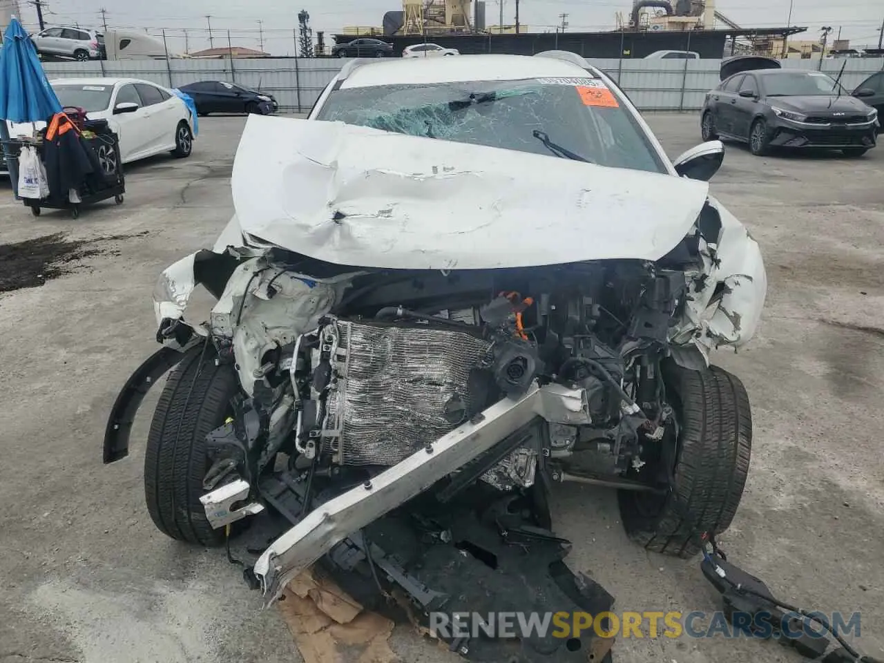 5 Photograph of a damaged car KNDCC3LG6K5026042 KIA NIRO 2019
