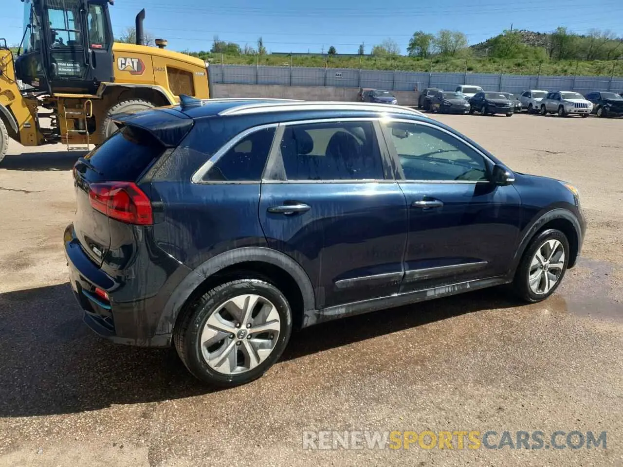 3 Photograph of a damaged car KNDCC3LG8K5024406 KIA NIRO 2019