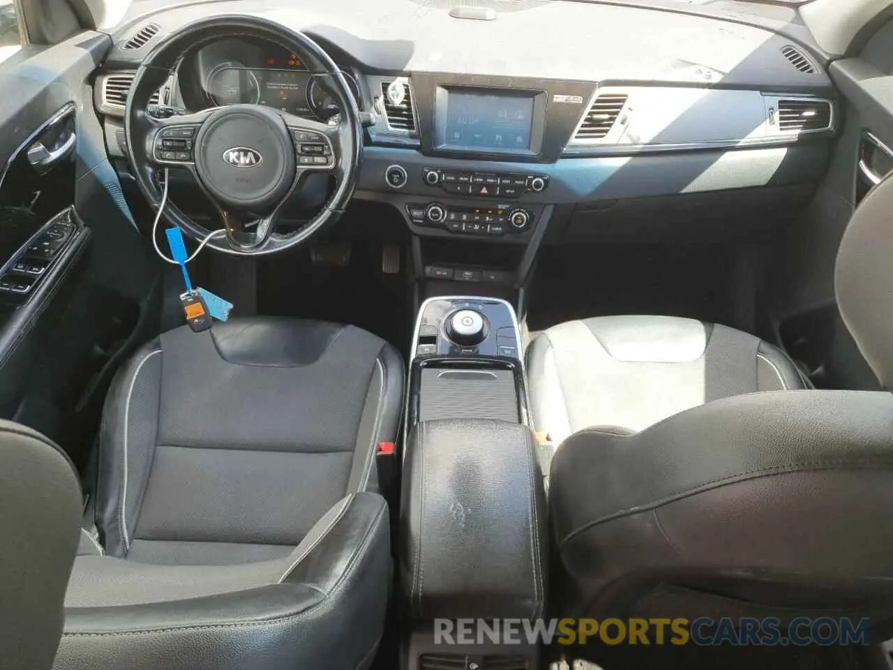 8 Photograph of a damaged car KNDCC3LG9K5024124 KIA NIRO 2019