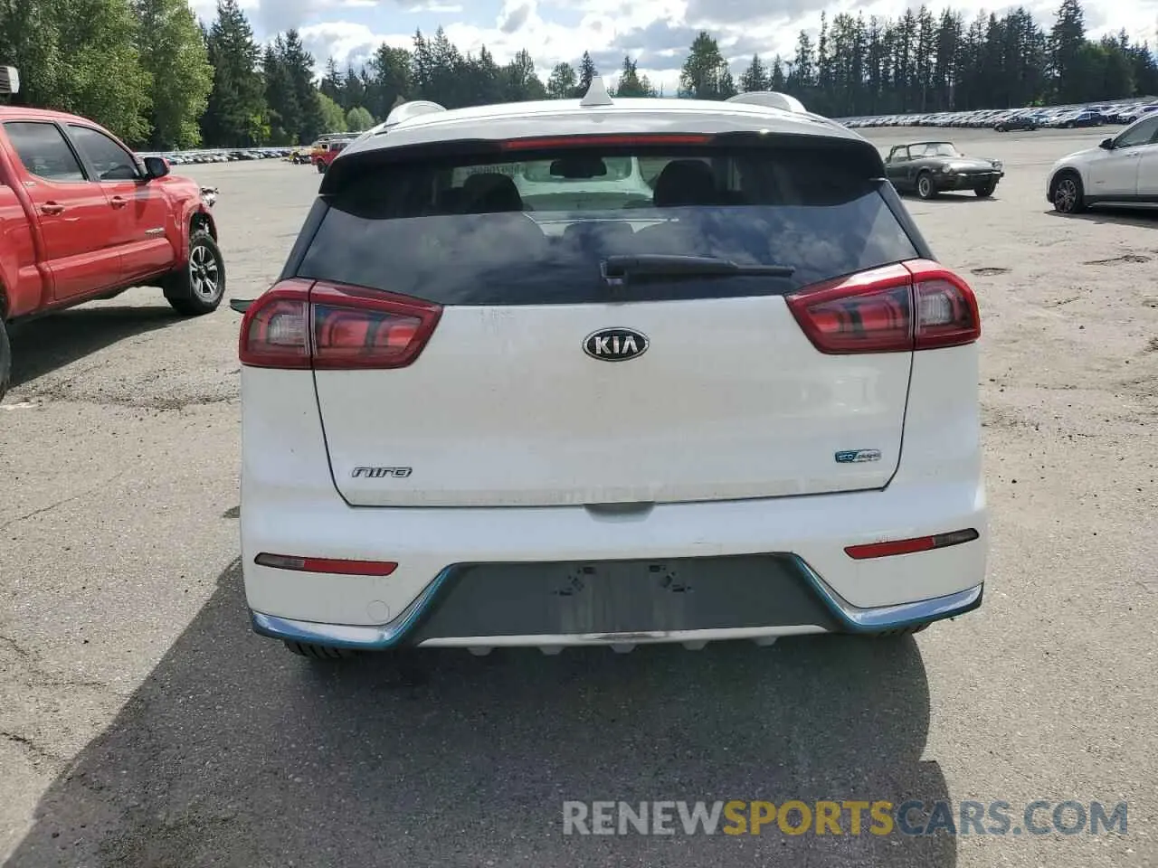 6 Photograph of a damaged car KNDCD3LD4K5234410 KIA NIRO 2019