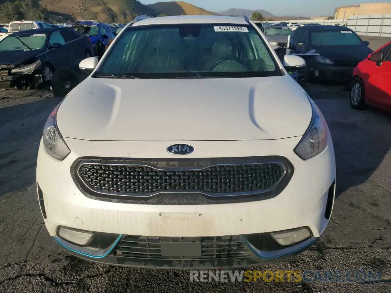 5 Photograph of a damaged car KNDCD3LD6K5331852 KIA NIRO 2019