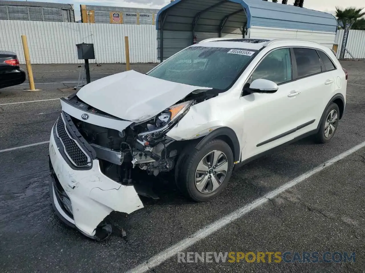 1 Photograph of a damaged car KNDCE3LC2K5323834 KIA NIRO 2019