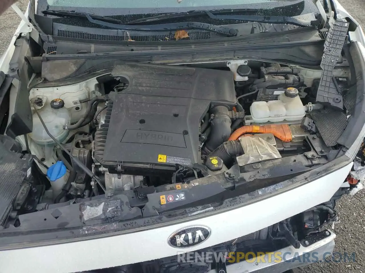 11 Photograph of a damaged car KNDCE3LC2K5323834 KIA NIRO 2019