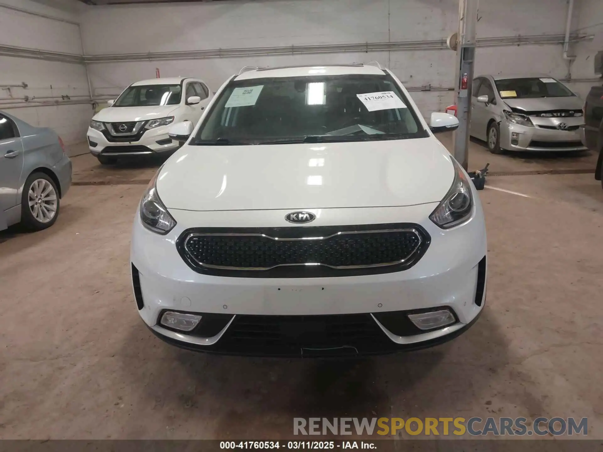 12 Photograph of a damaged car KNDCE3LC3K5216257 KIA NIRO 2019