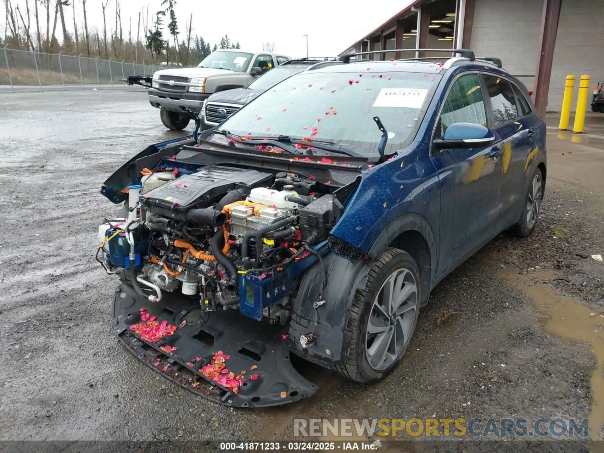 2 Photograph of a damaged car KNDCE3LC7K5351502 KIA NIRO 2019