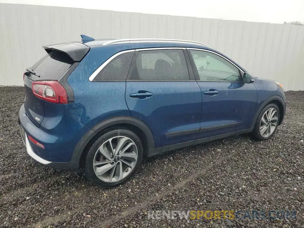 3 Photograph of a damaged car KNDCE3LC9K5223665 KIA NIRO 2019