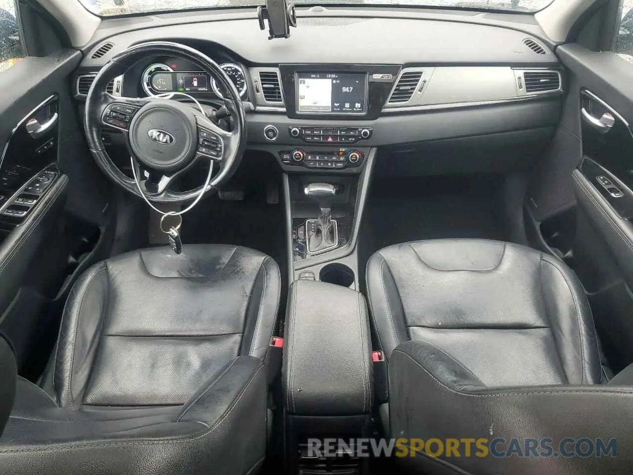 8 Photograph of a damaged car KNDCE3LC9K5223665 KIA NIRO 2019
