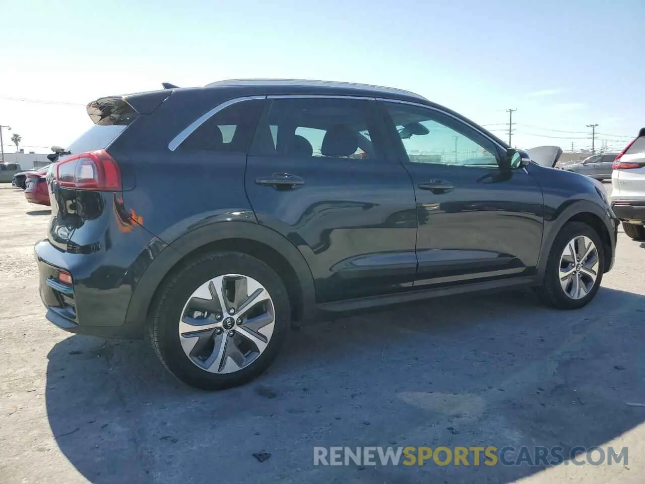 3 Photograph of a damaged car KNDCE3LG1K5027965 KIA NIRO 2019