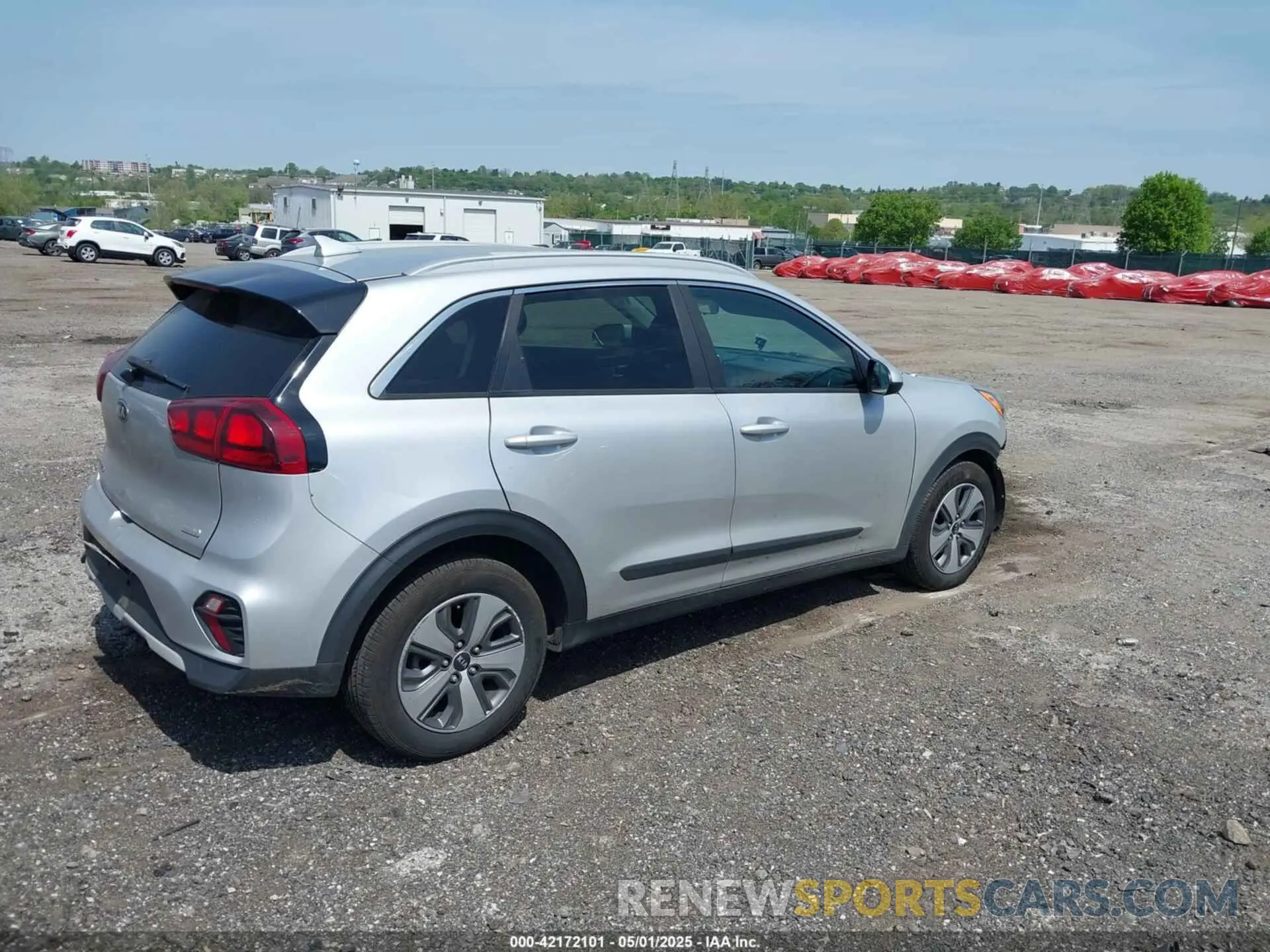 4 Photograph of a damaged car KNDCB3LC0L5360696 KIA NIRO 2020