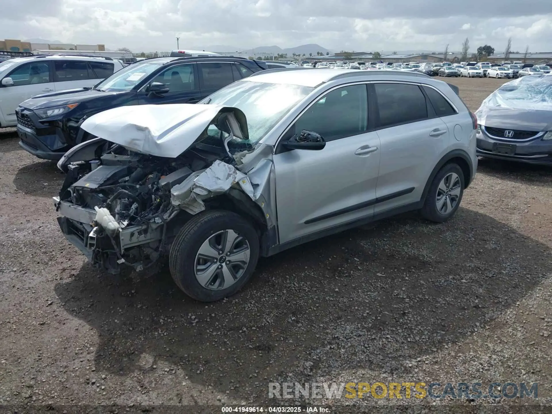 2 Photograph of a damaged car KNDCB3LC0L5371441 KIA NIRO 2020