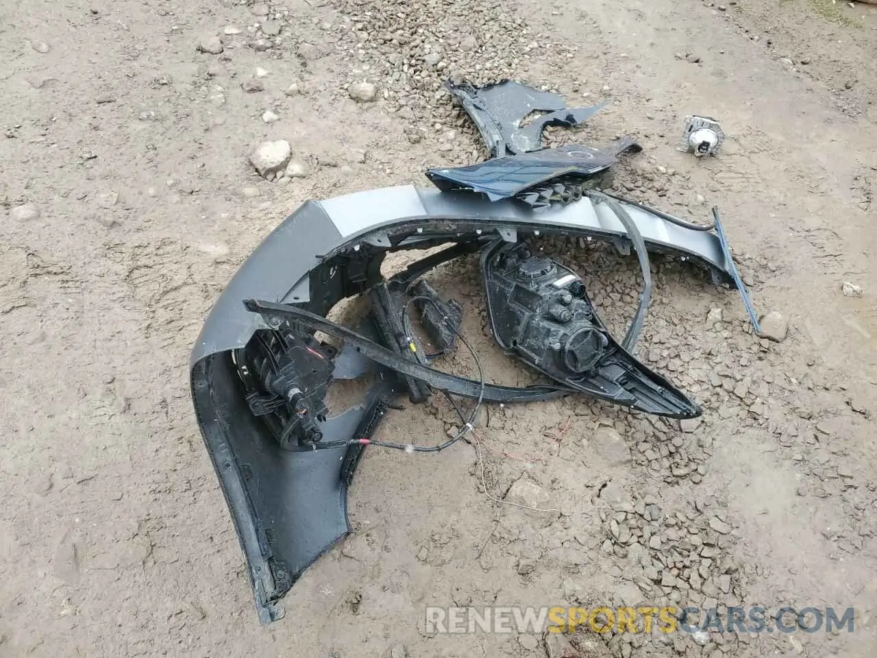 12 Photograph of a damaged car KNDCB3LC0L5421612 KIA NIRO 2020