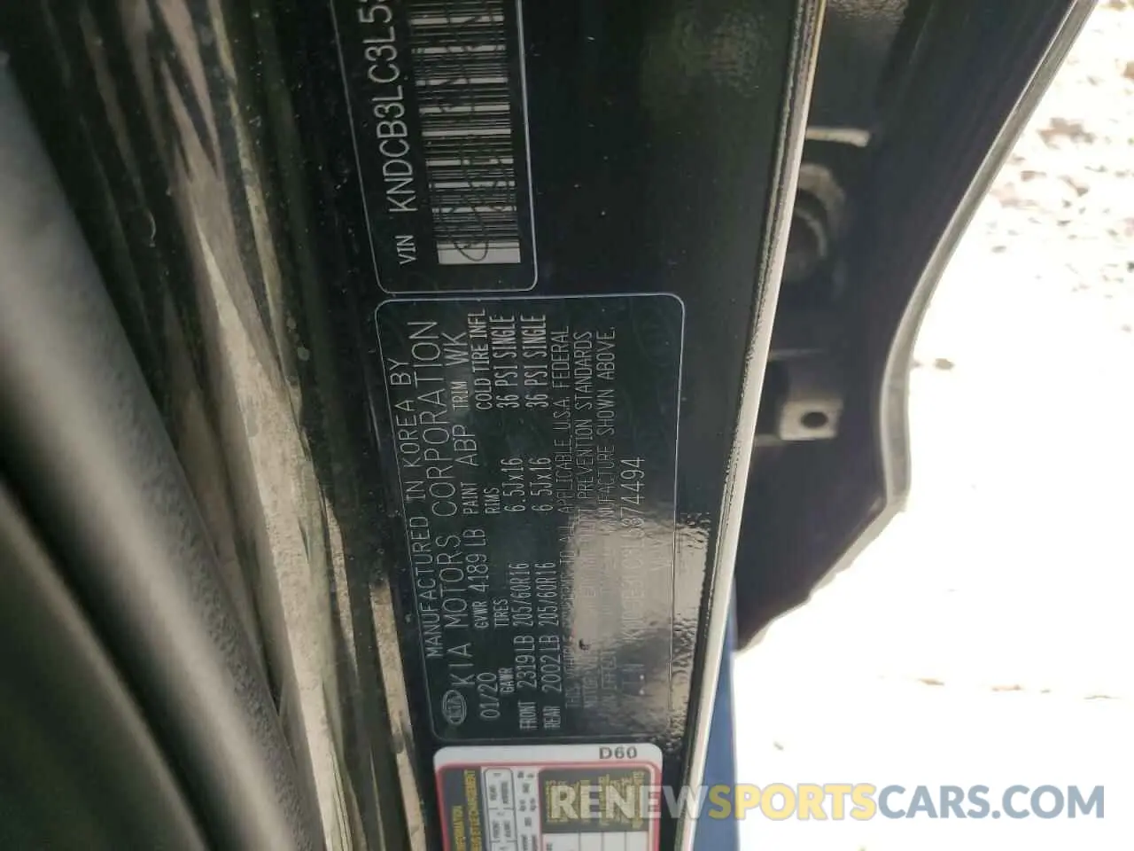 12 Photograph of a damaged car KNDCB3LC3L5374494 KIA NIRO 2020