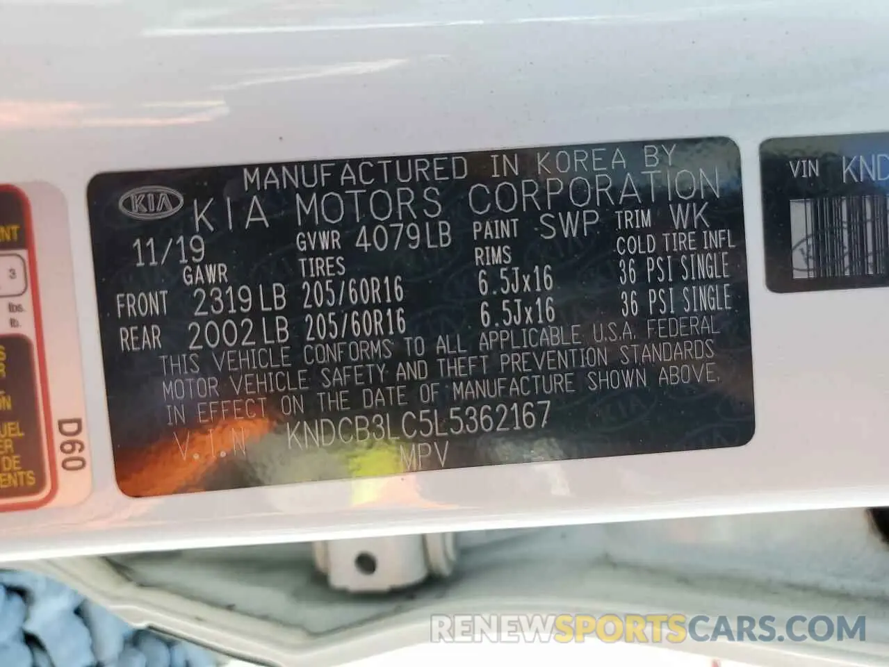 13 Photograph of a damaged car KNDCB3LC5L5362167 KIA NIRO 2020