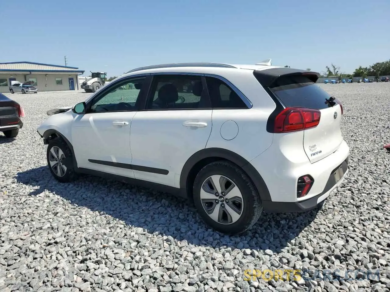 2 Photograph of a damaged car KNDCB3LC5L5362167 KIA NIRO 2020