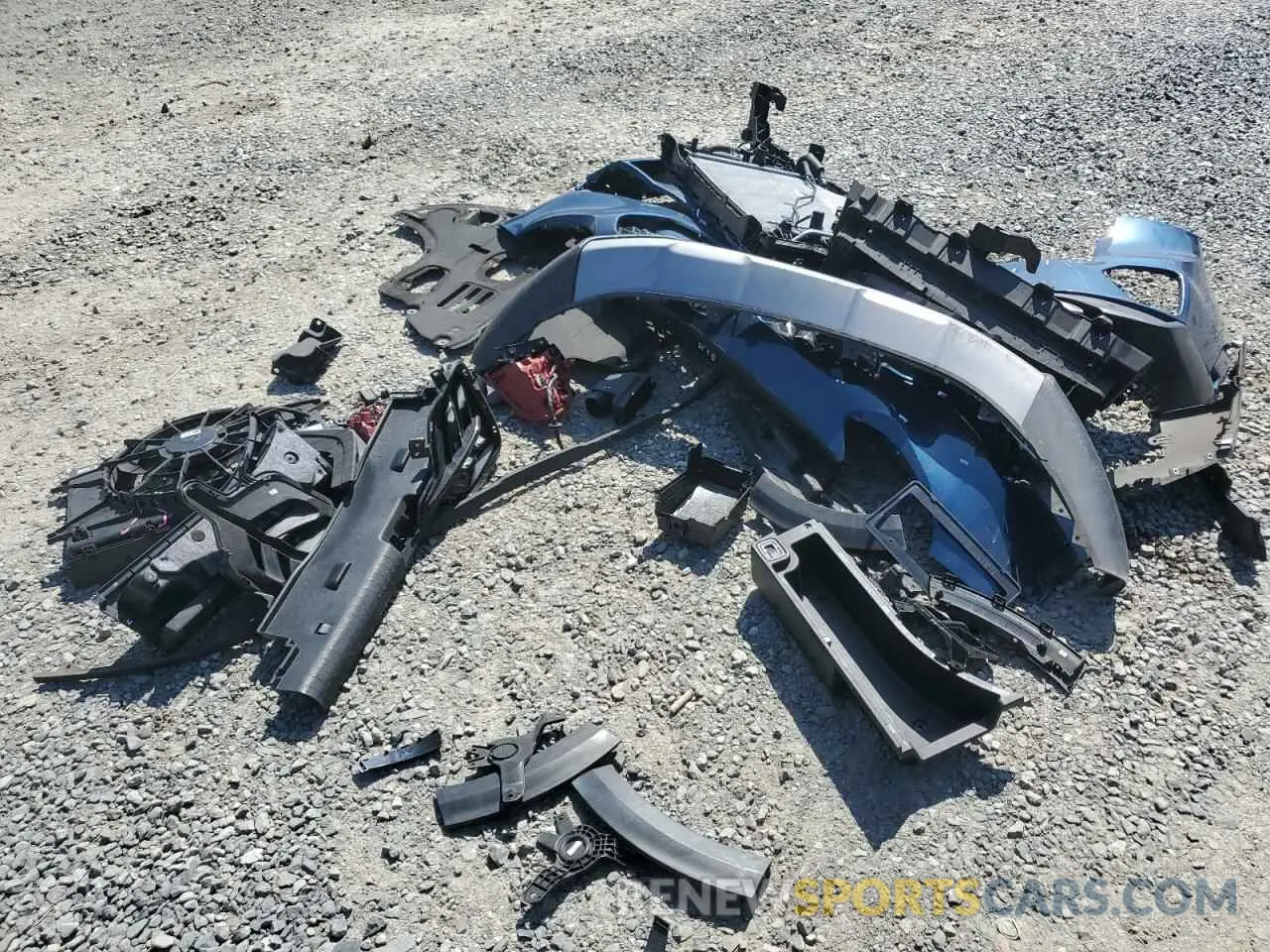 13 Photograph of a damaged car KNDCB3LC5L5451298 KIA NIRO 2020