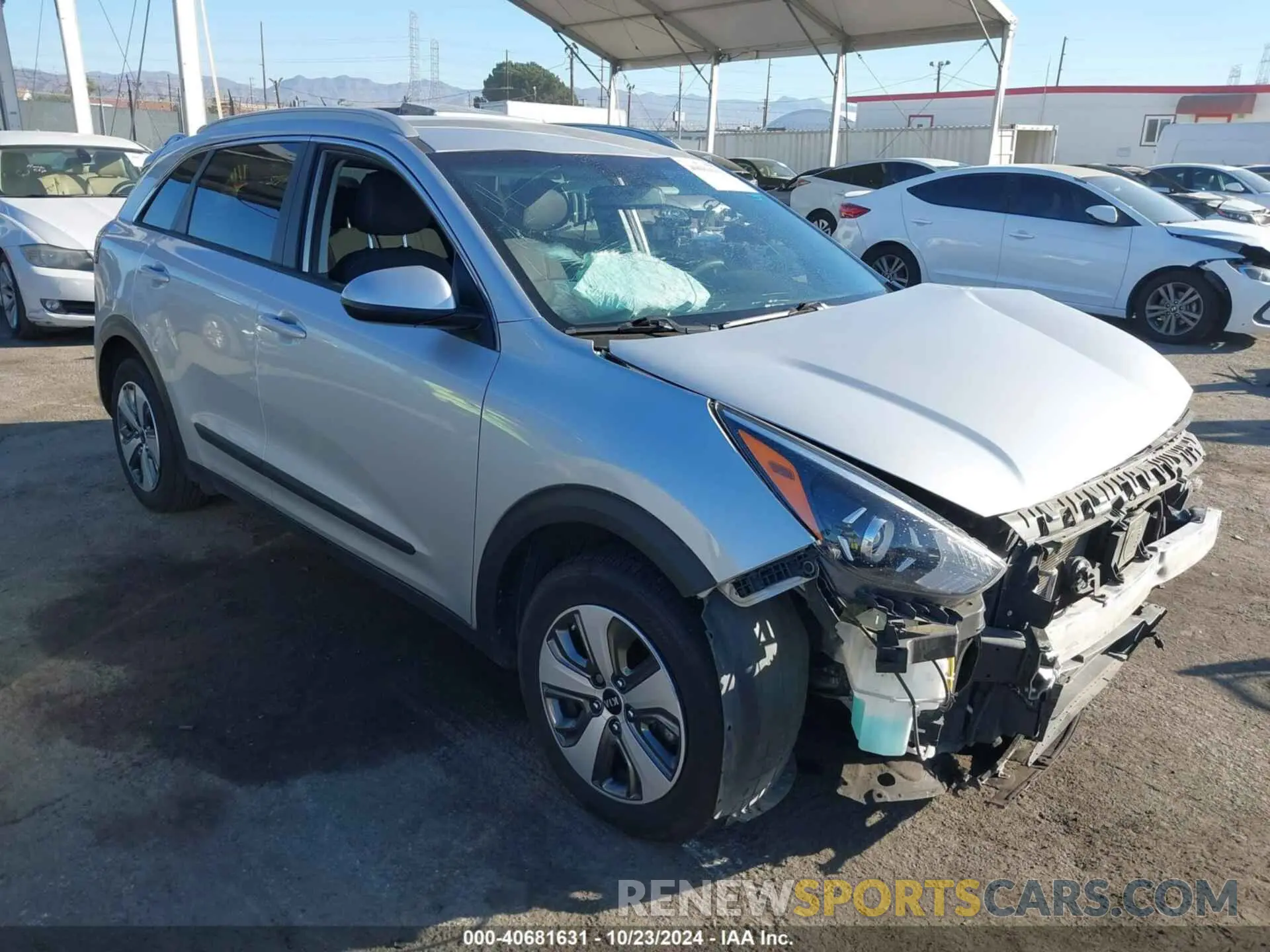 1 Photograph of a damaged car KNDCB3LC6L5438852 KIA NIRO 2020