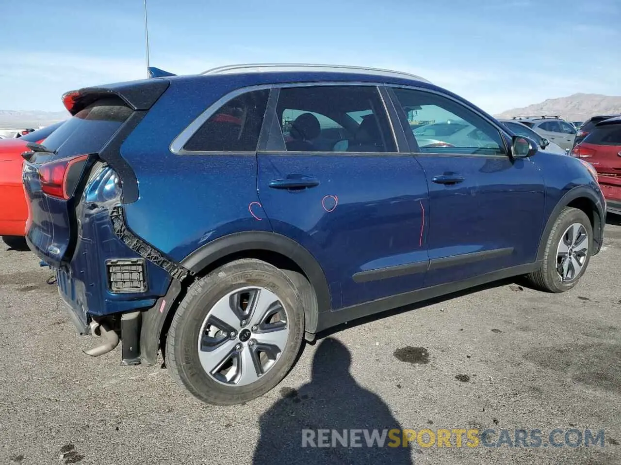 3 Photograph of a damaged car KNDCB3LC7L5394568 KIA NIRO 2020