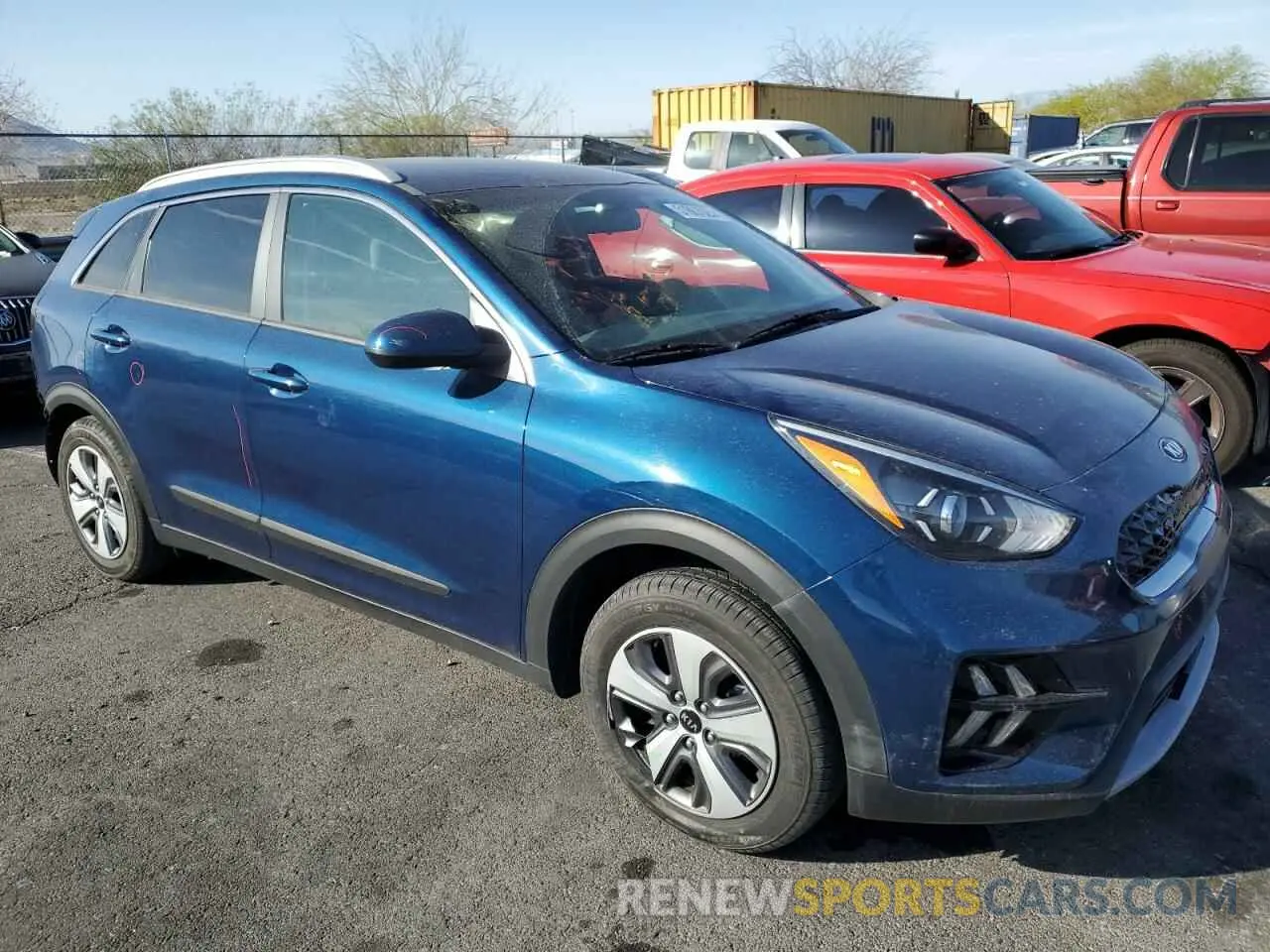 4 Photograph of a damaged car KNDCB3LC7L5394568 KIA NIRO 2020