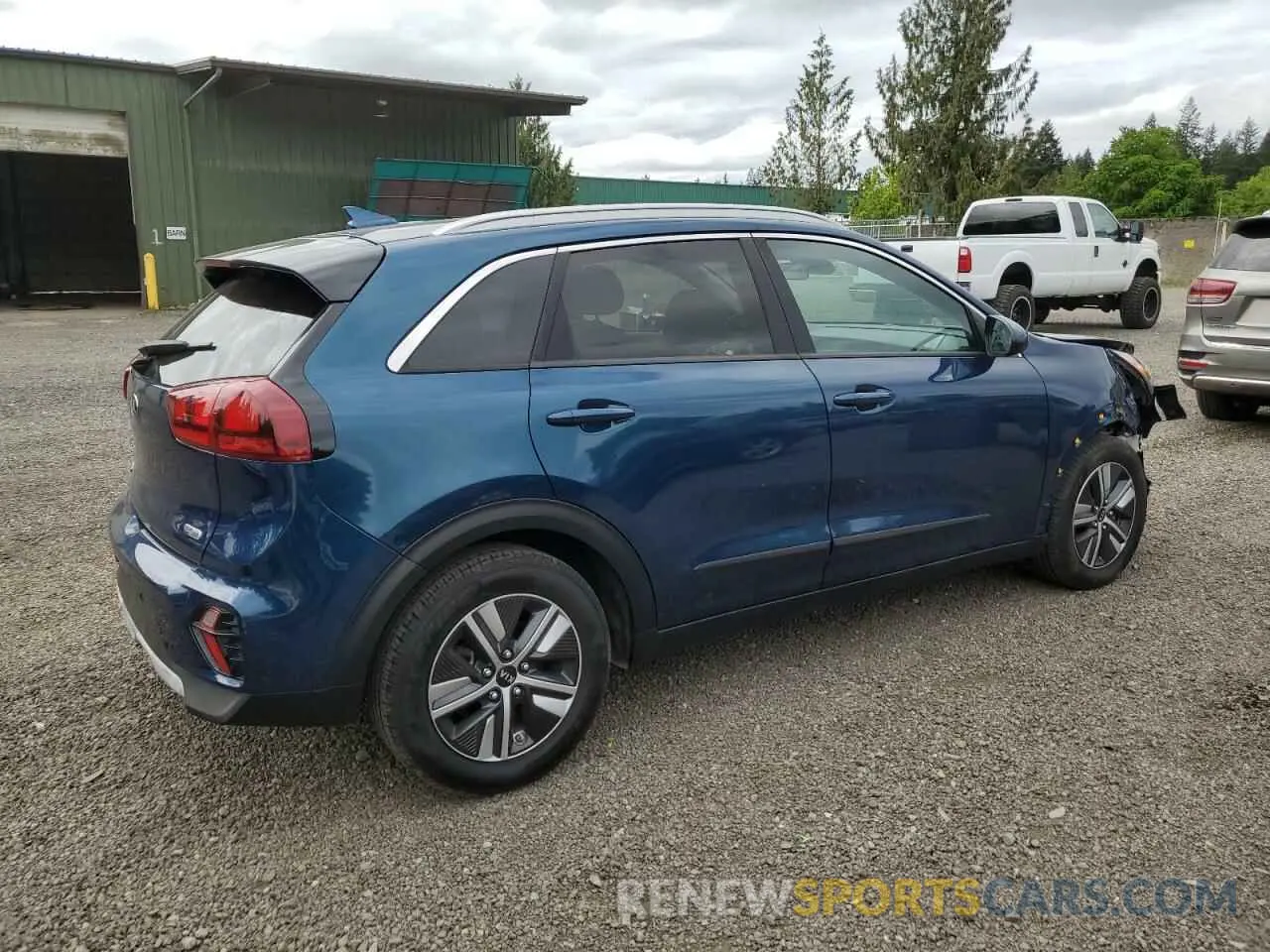 3 Photograph of a damaged car KNDCB3LC7L5439525 KIA NIRO 2020