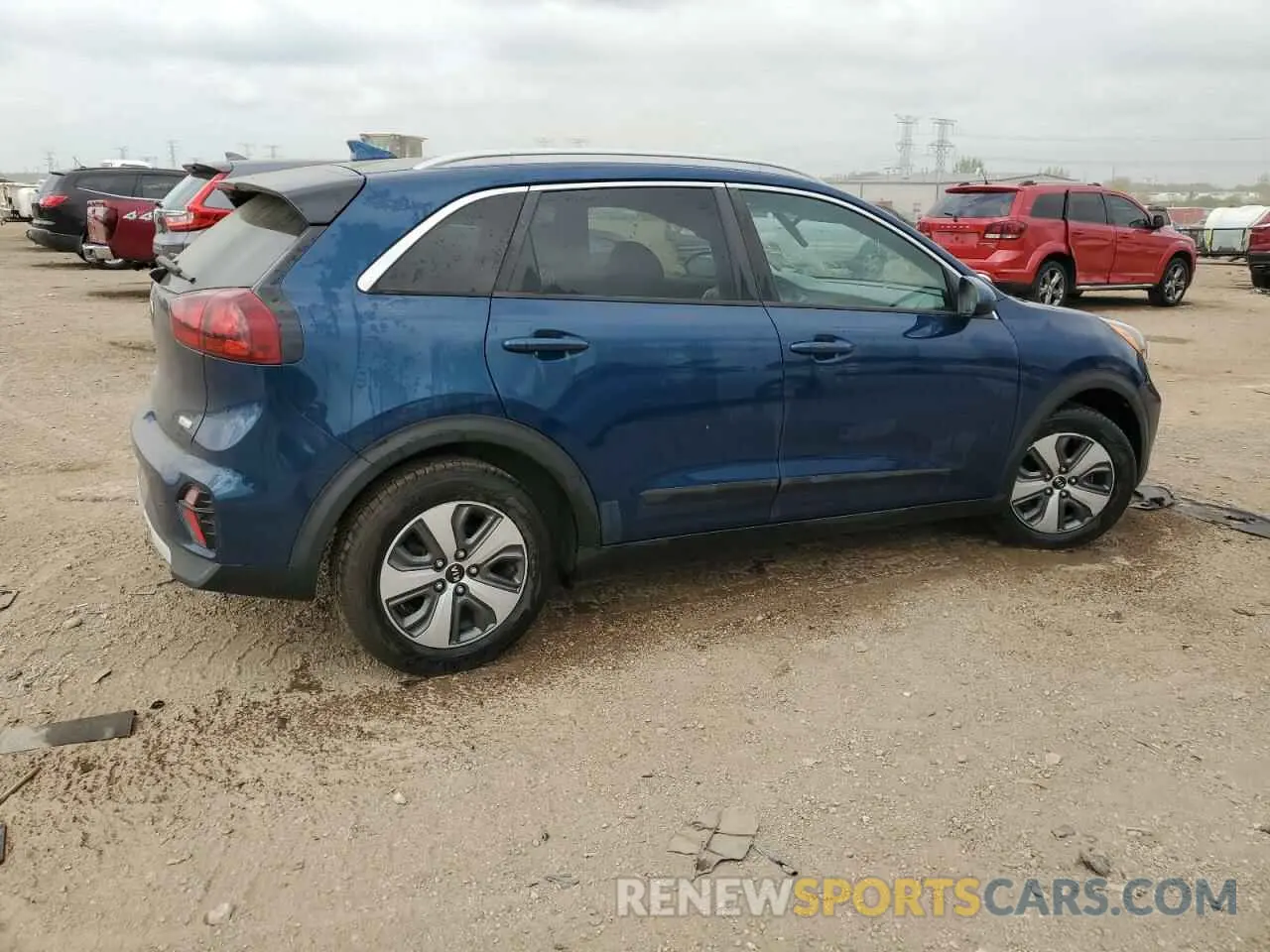3 Photograph of a damaged car KNDCB3LC8L5425133 KIA NIRO 2020