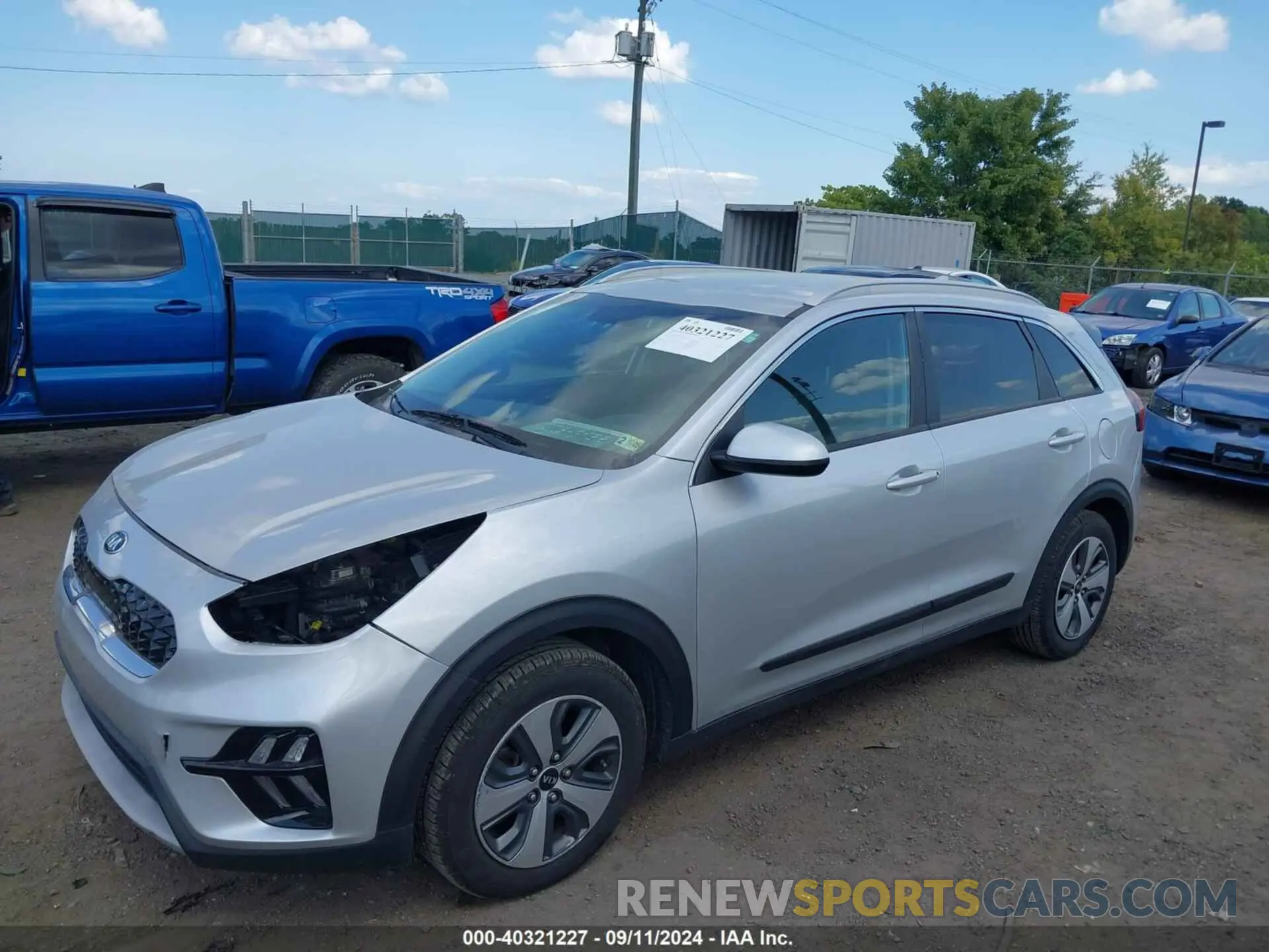 2 Photograph of a damaged car KNDCB3LC8L5439789 KIA NIRO 2020