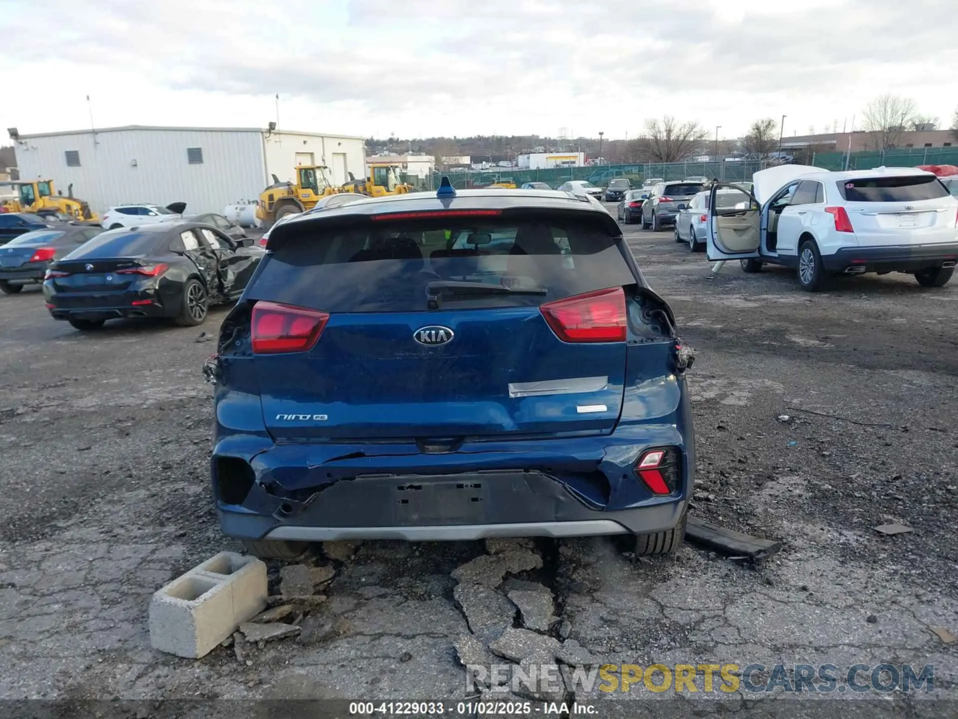 15 Photograph of a damaged car KNDCB3LC9L5360907 KIA NIRO 2020
