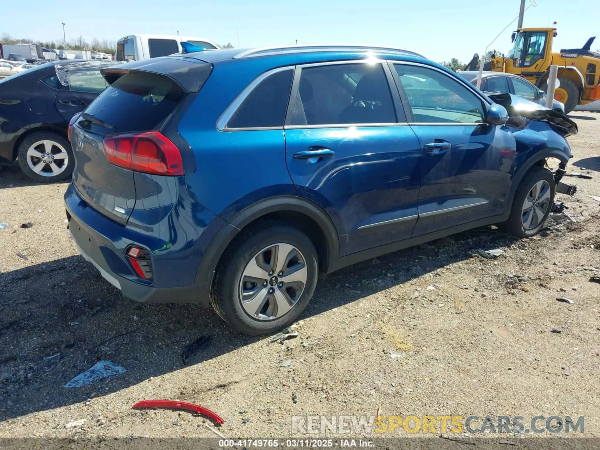 4 Photograph of a damaged car KNDCB3LC9L5368912 KIA NIRO 2020