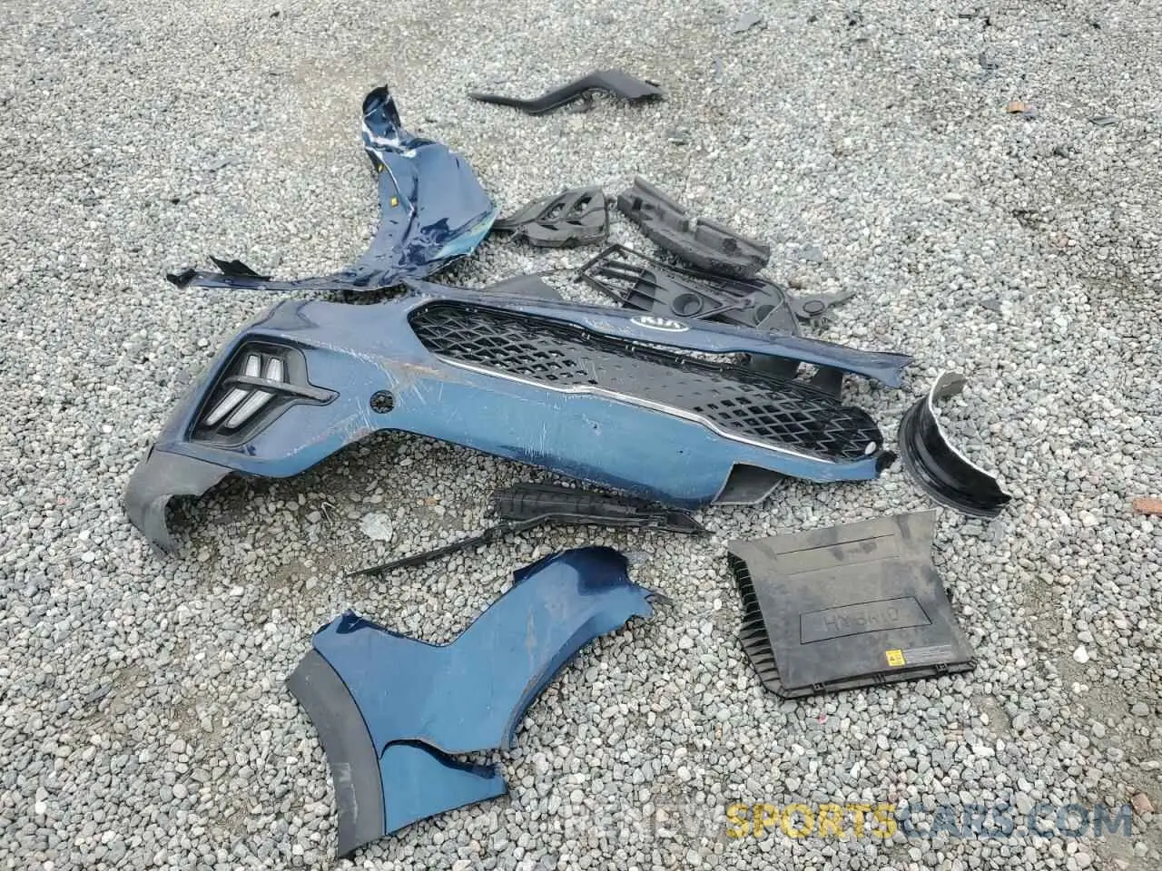 12 Photograph of a damaged car KNDCB3LCXL5395911 KIA NIRO 2020