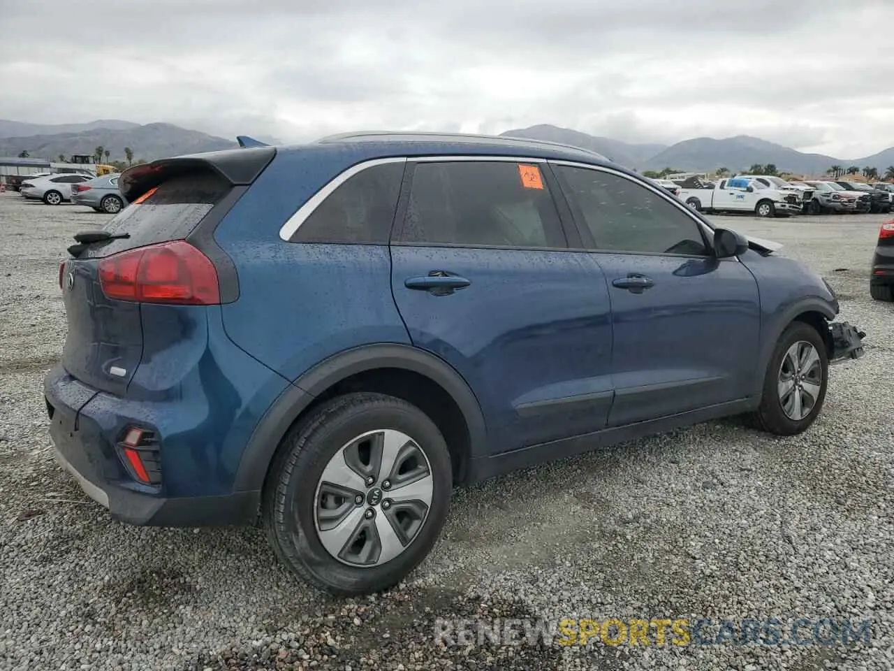 3 Photograph of a damaged car KNDCB3LCXL5395911 KIA NIRO 2020